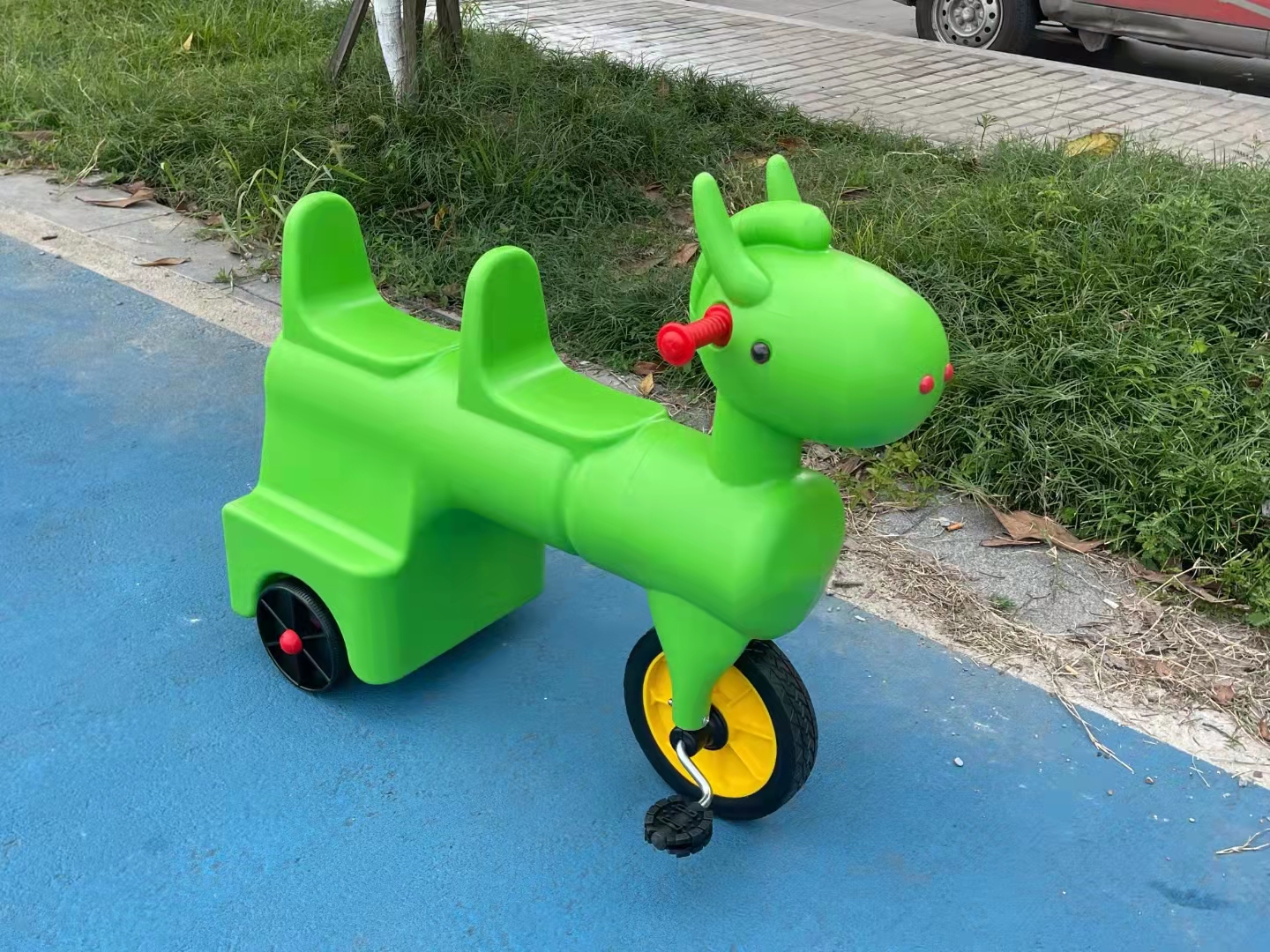 toddler's plastic rider car SLWJ-340