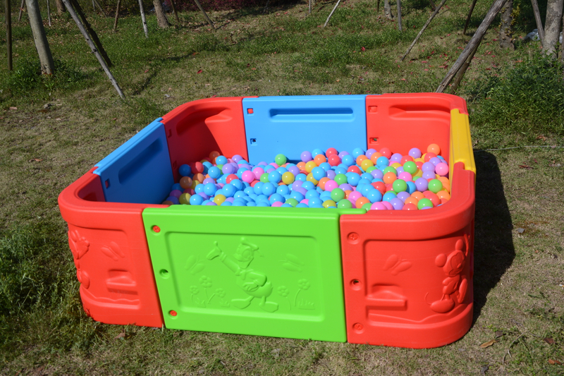 plastic square fence for ball pit SLWJ-194