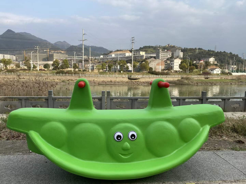 kids plastic seesaw PT-23099