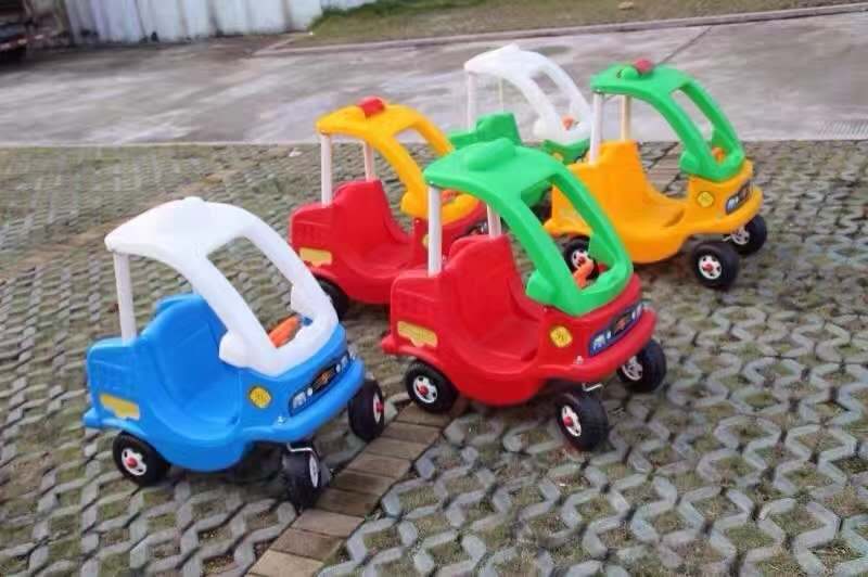 toddler's plastic rider car SLWJ-134