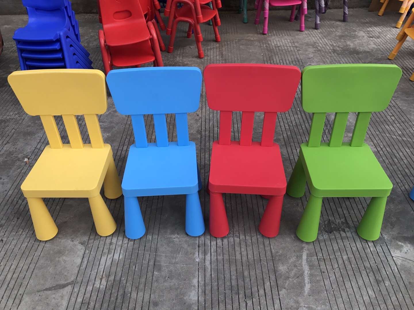 children's plastic chair SLY-014