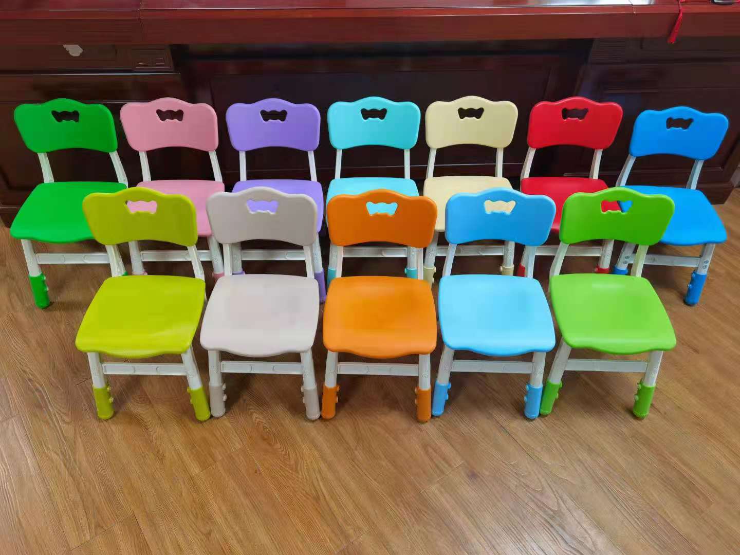 adjustable luxury plastic chair SLY-008